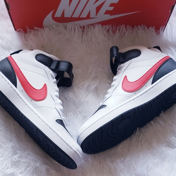 Nike Court Borough Mid 2. Equivalent to women's size 8 - Picture 6 of 6